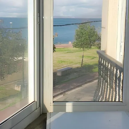Charming In El Grove, Sea View *